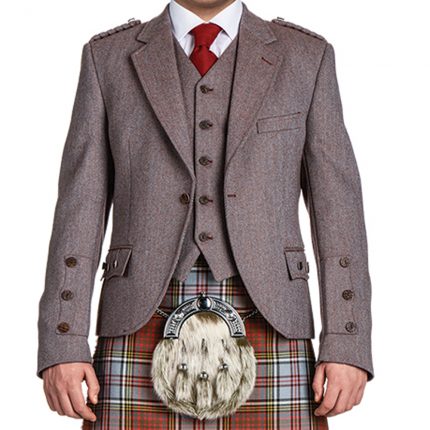 Russet-colored tweed jacket with horn-style buttons and a high-cut waistcoat with five buttons.