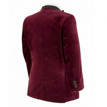 Smoking Jacket: Traditional Style for Modern Wear